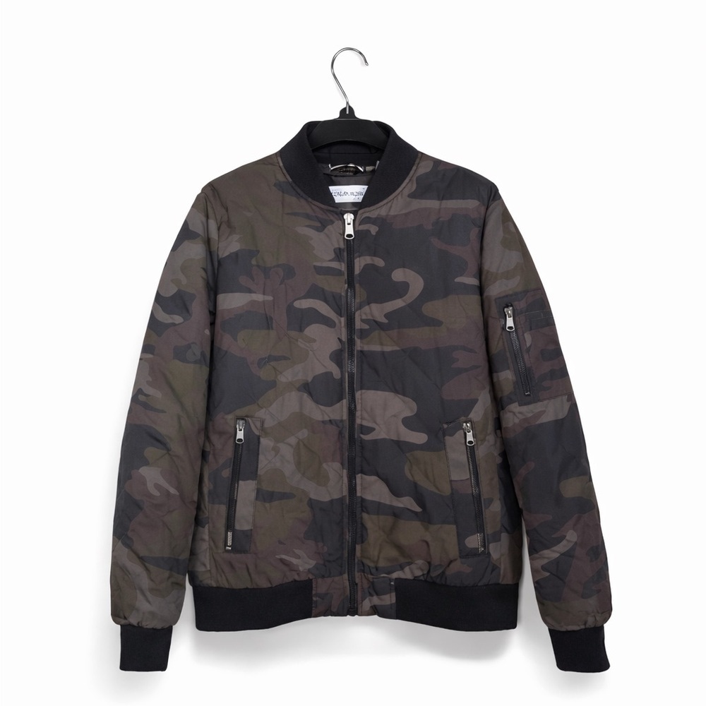 Calvin Klein Men’s Medium Olive Camo Quilted Flight Jacket – Zipper Detail. - Picture 1 of 3